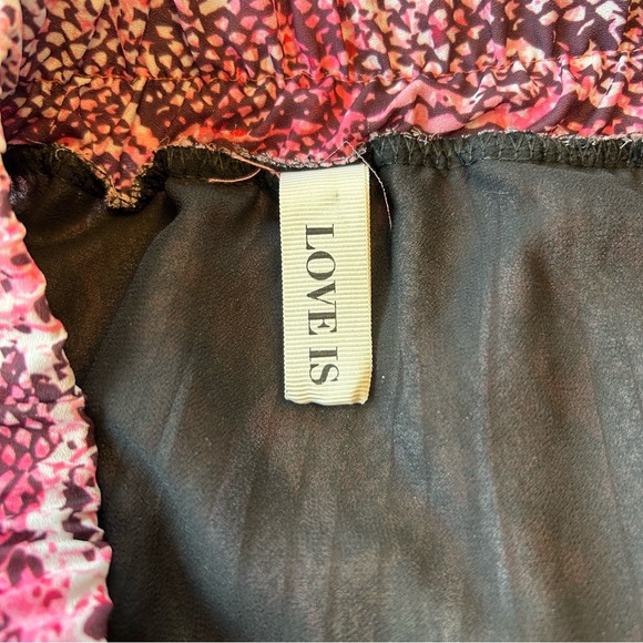 Love Is Pink Python Print Pleated Skirt Sz L NWOT - Picture 5 of 14